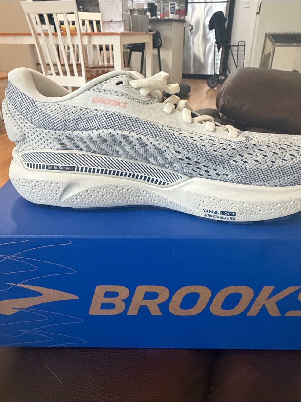 Brooks Women's White and Light Gray Running Sneakers